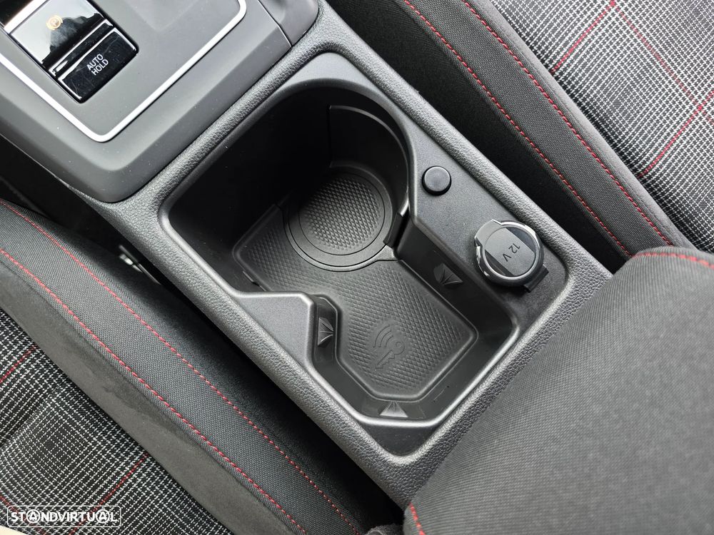 VW Golf 2.0 TSI GTI DSG - 31