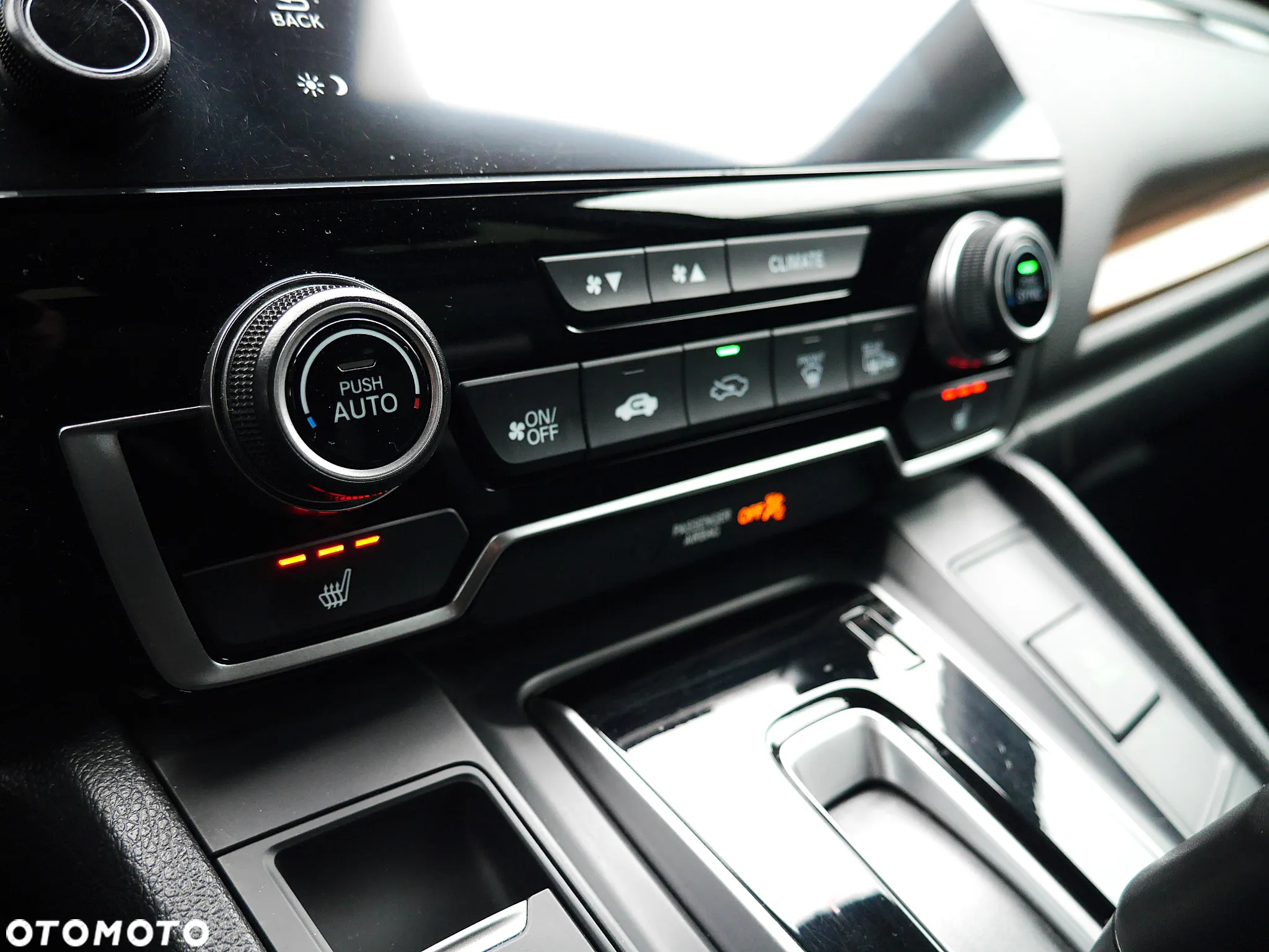 Honda CR-V 1.5 Executive (Honda Connect+) CVT - 20