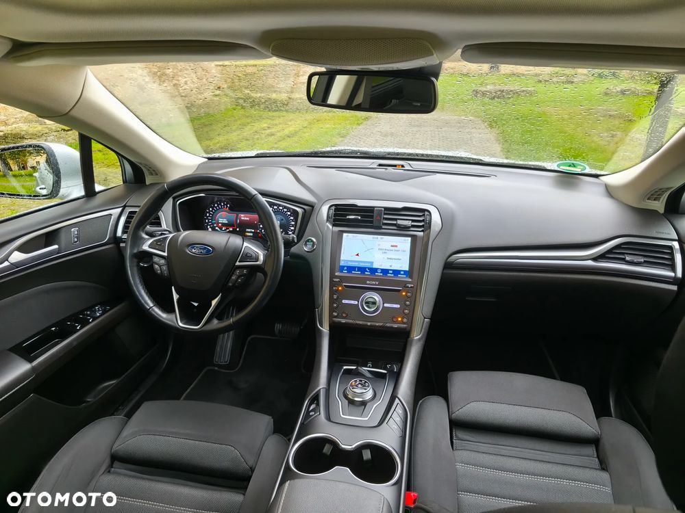 Ford Mondeo 2.0 EcoBlue Titanium - 21