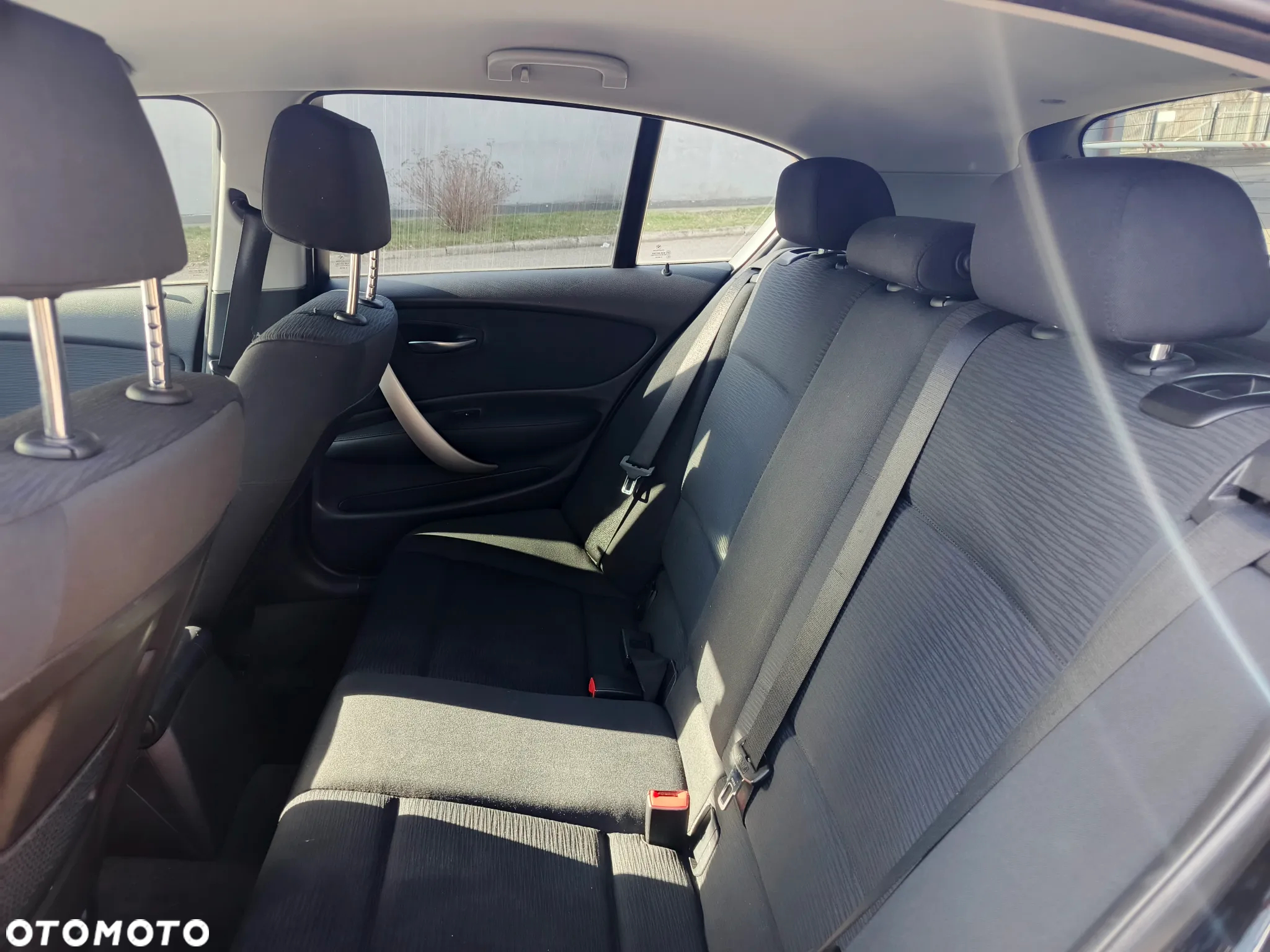 BMW Seria 1 116d - 22
