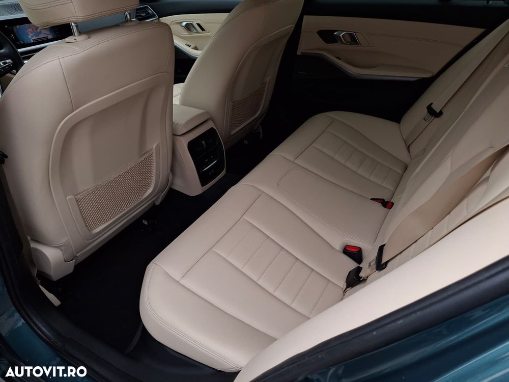 BMW Seria 3 330e Aut. - 15