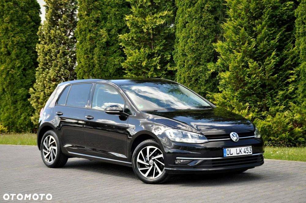 Volkswagen Golf - 3