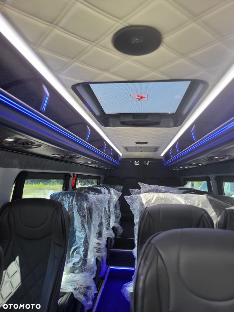 Mercedes-Benz Sprinter 516 CDI 24 miejsca siedzące + 4 stojące - 10