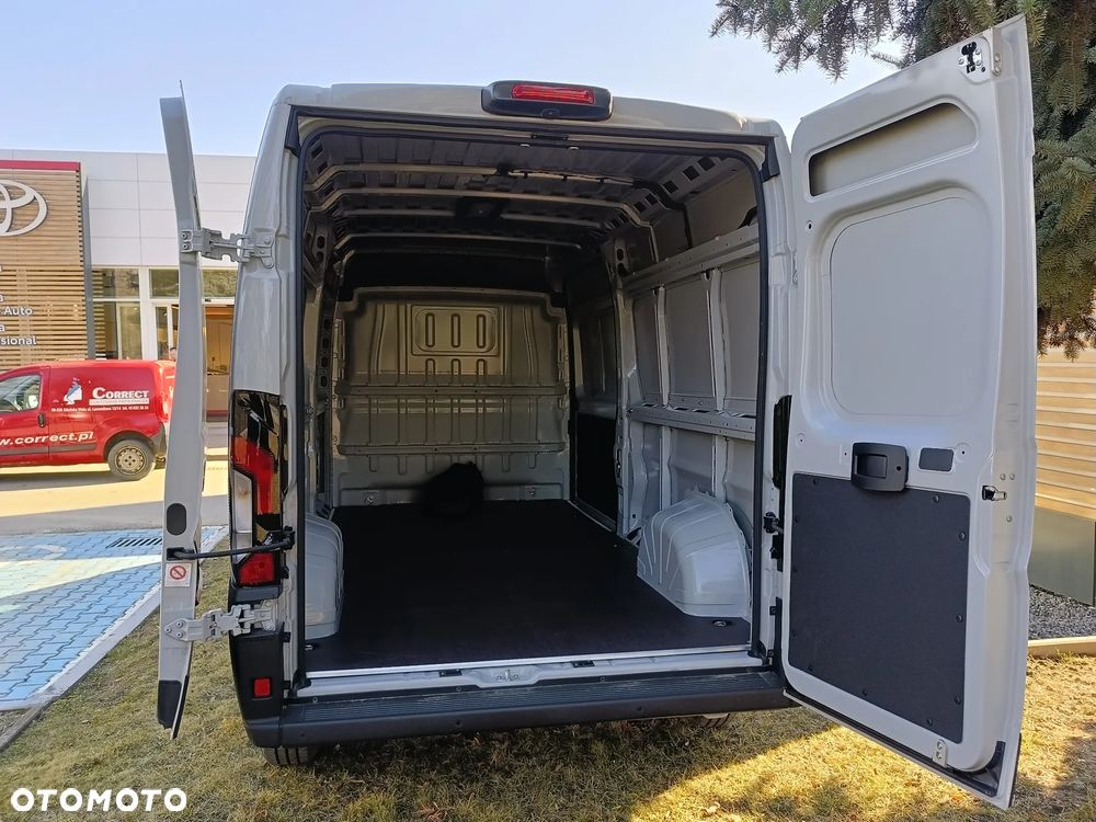 Toyota Proace MAX Electric - 5