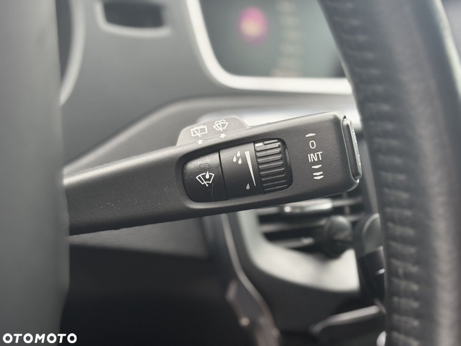 Volvo V40 - 22