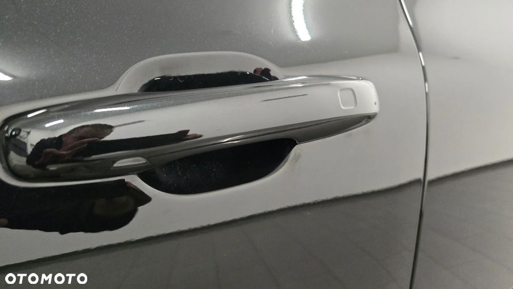 Volvo XC 60 B4 D Plus Dark - 11