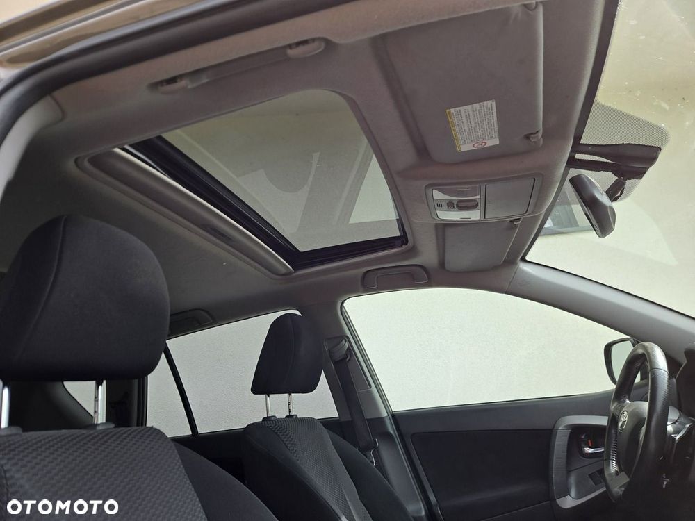 Toyota RAV4 - 13