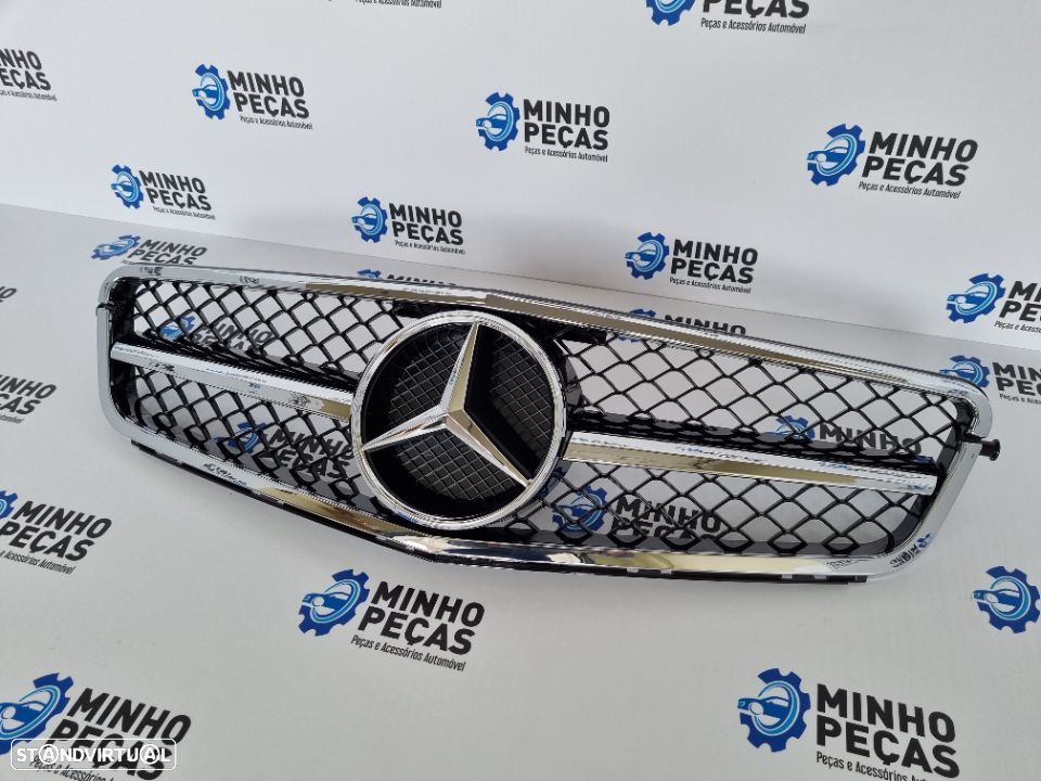 Grelha Mercedes Classe C (W204) Look C63 AMG - 4
