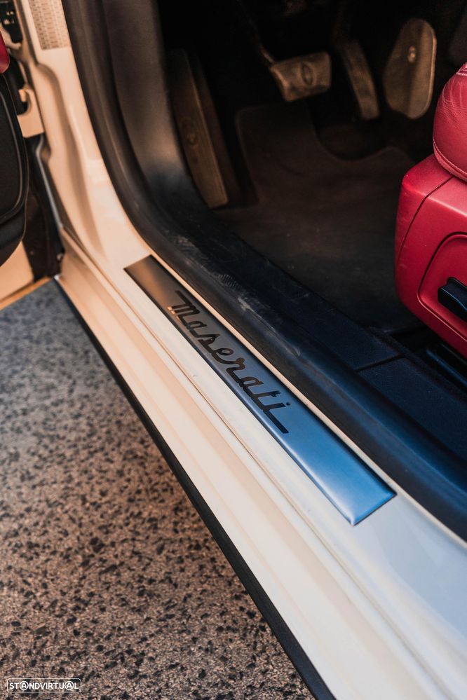 Maserati Ghibli 3.0 V6 - 9