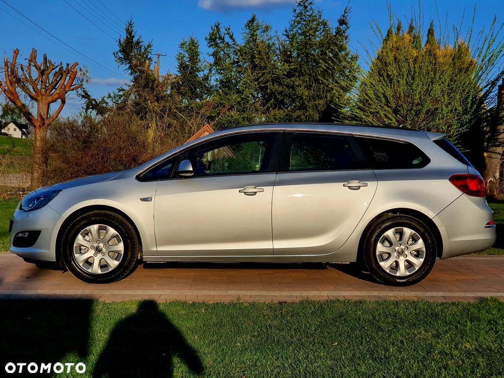 Opel Astra 1.6 CDTI Cosmo - 4