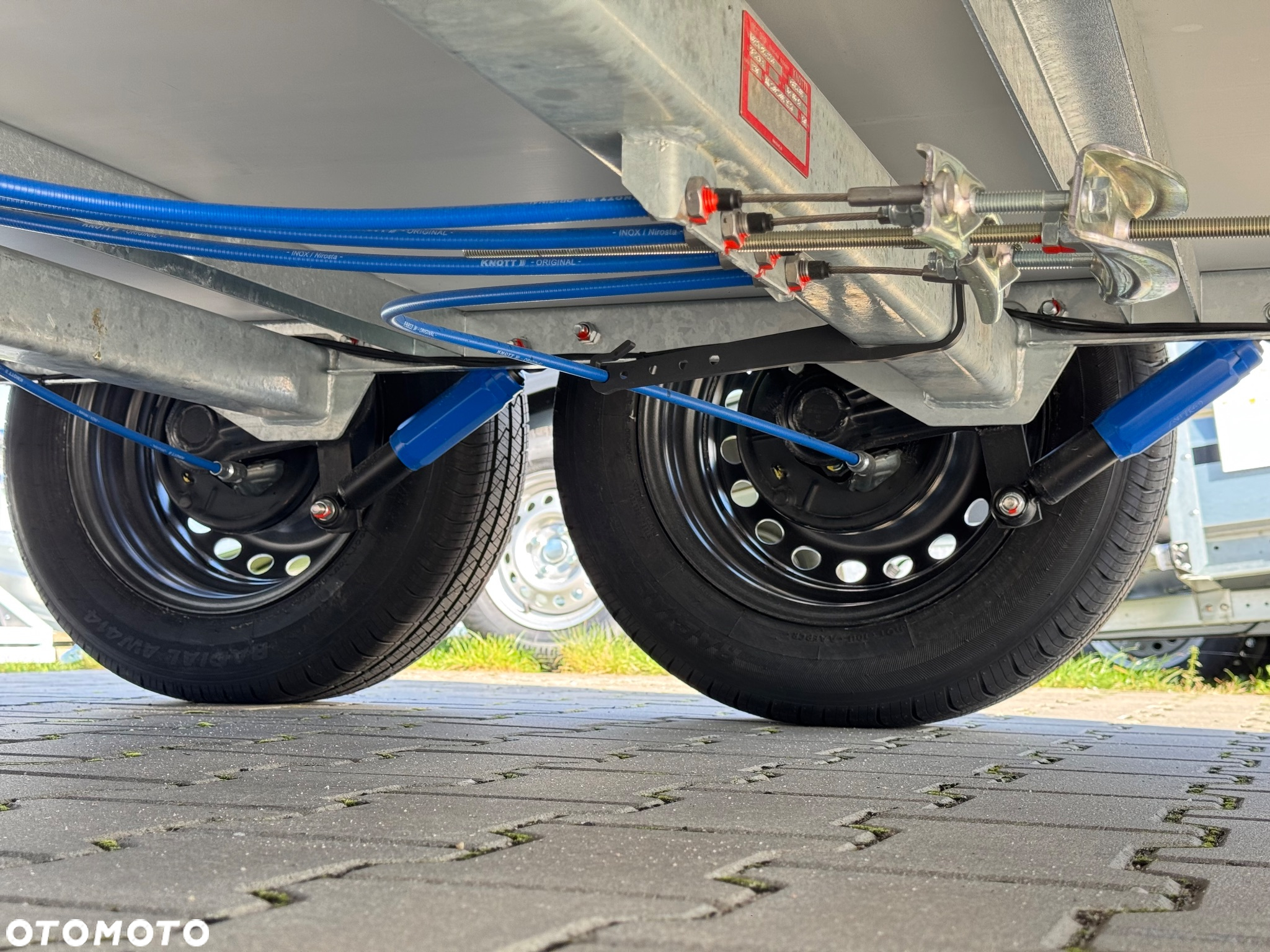 Humbaur Pegasus 2400 | siodlarnia, DMC 2400kg, przyczepa do przewozu 2 koni - 12