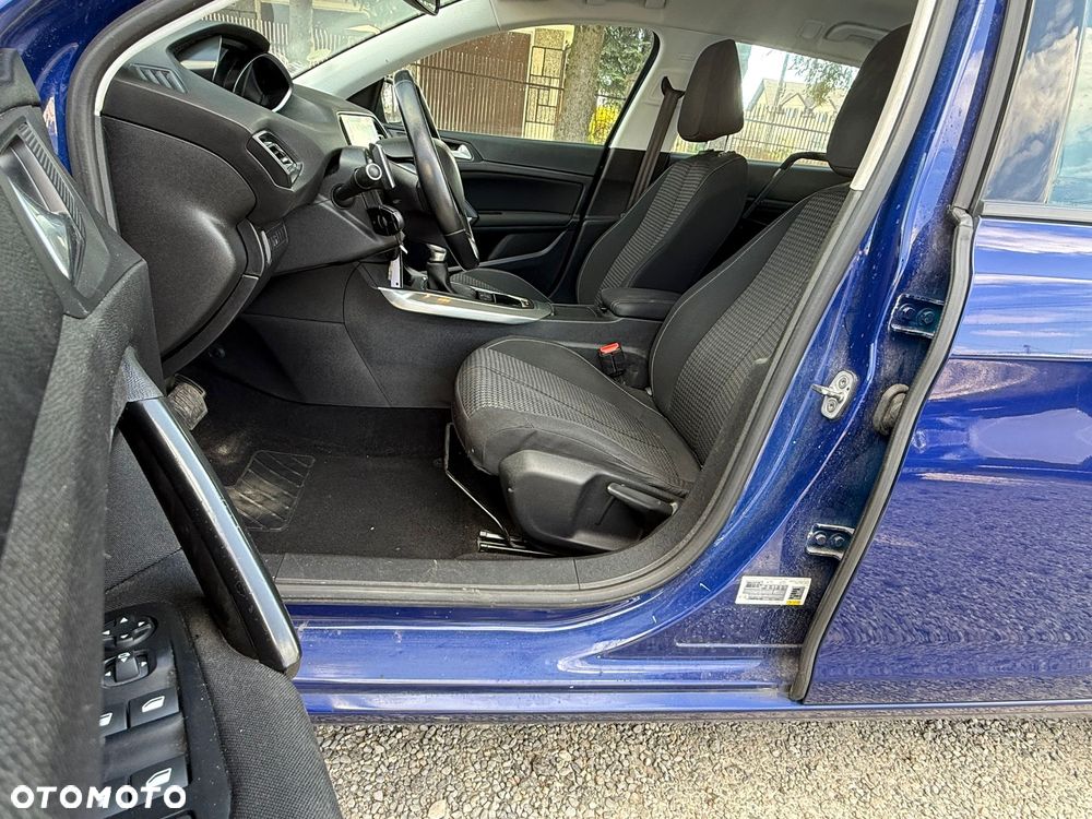 Peugeot 308 1.5 BlueHDi Active Pack Business S&S EAT8 - 13