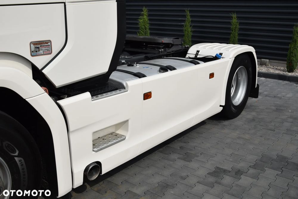 Scania 500S / FULL AIRMATIC / HYDRAULIKA / RETARDER / KLIMATYZACJA POSTOJOWA / ACC / KLIMA / 2 ZBIORNIKI PALIWA / FULL LEDY / FULL SPOILERY / SERWISOWANA / SPROWADZONA - 17