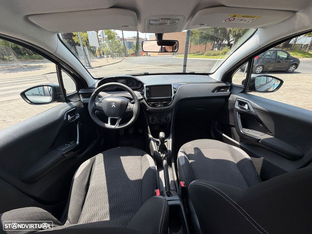 Peugeot 208 1.2 PureTech Active - 23