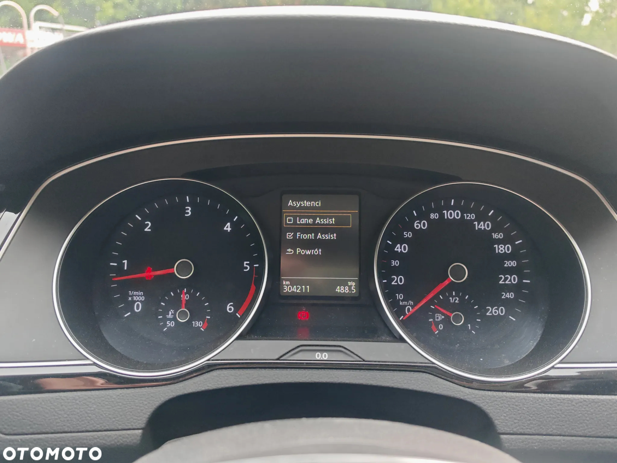 Volkswagen Passat 2.0 TDI BMT Comfortline - 12
