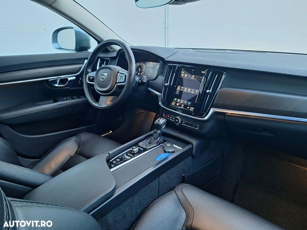 Volvo V90 V90CC D5 AWD PRO - 23