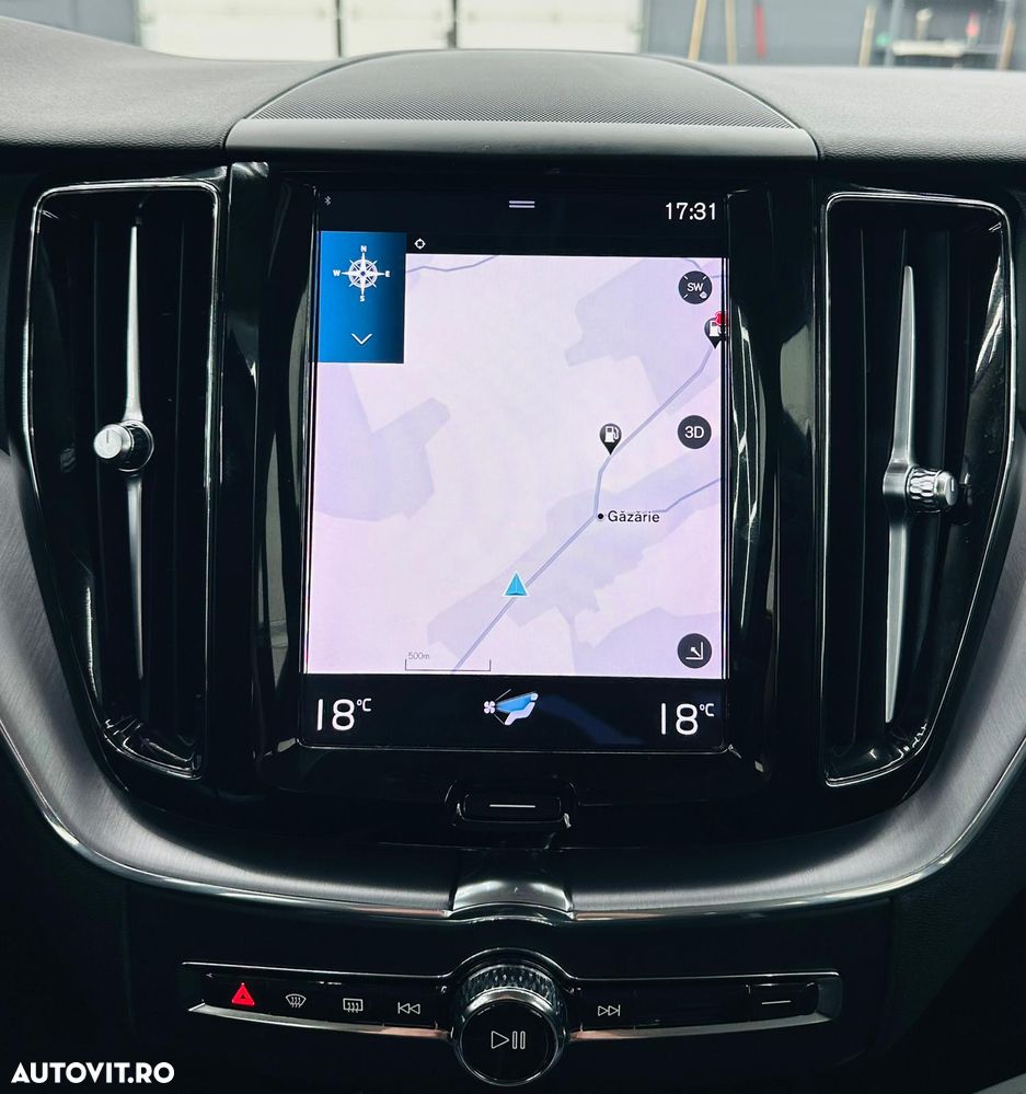 Volvo XC 60 B4 MHEV AT8 FWD Momentum Pro - 25