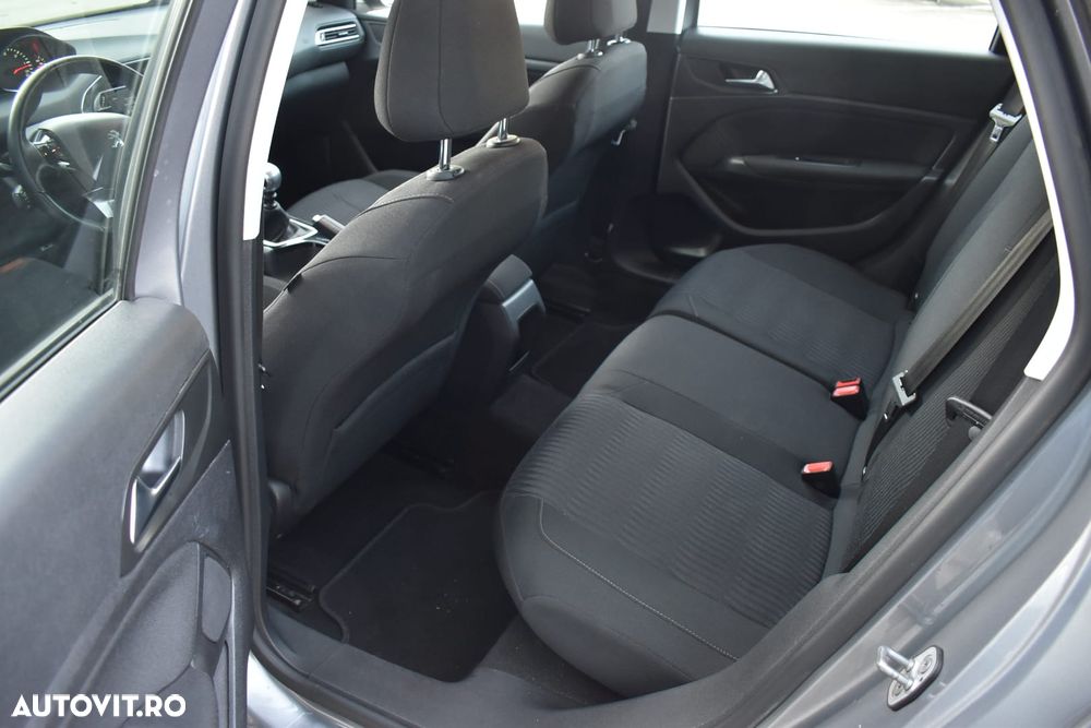Peugeot 308 - 7