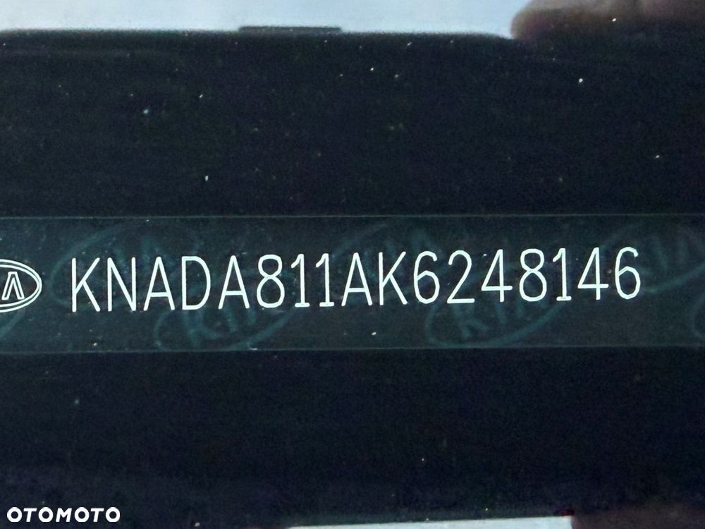 Kia Stonic - 32