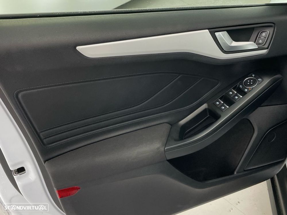 Ford Focus 1.5 TDCi Titanium - 17