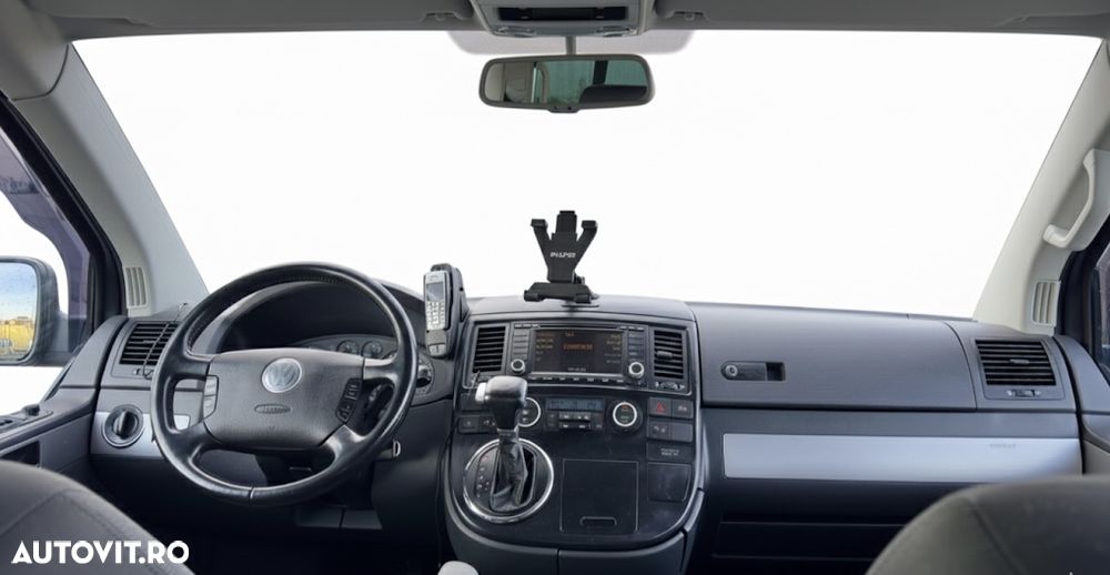 Volkswagen Multivan - 5