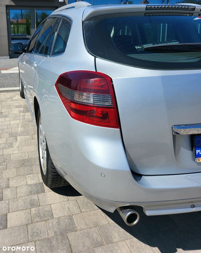 Renault Laguna 2.0 dCi FAP Initiale - 10
