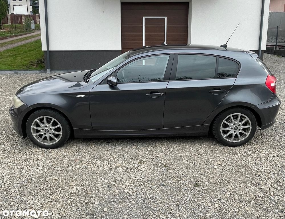 BMW Seria 1 118i - 3