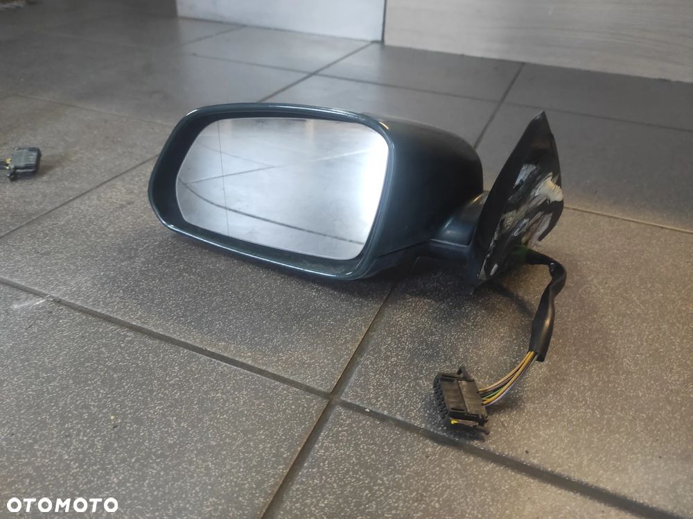 SKODA OCTAVIA 2 6 PIN ZIELONE LUSTERKO LEWE KIEROWCY SPRAWNE WYSYŁKA !!! - 3