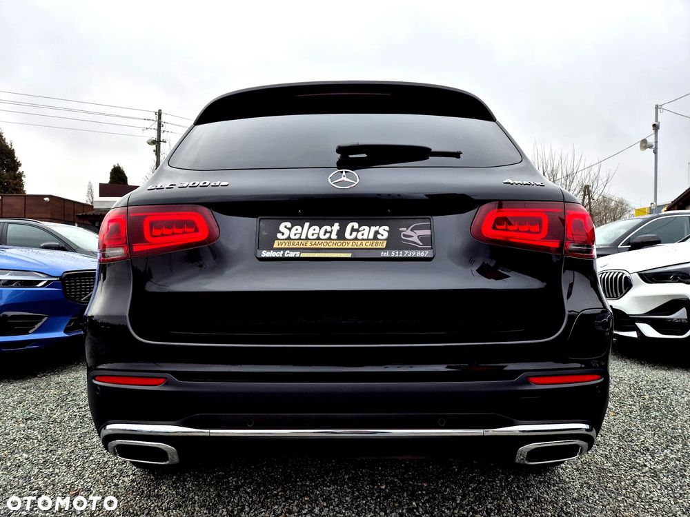 Mercedes-Benz GLC - 36