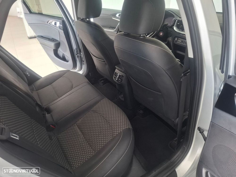 Kia Ceed 1.0 T-GDI Sport - 10
