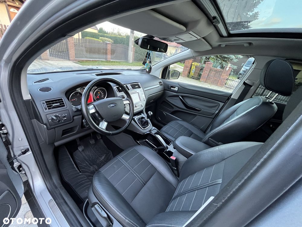 Ford Kuga 2.0 TDCi 4x4 Titanium - 20