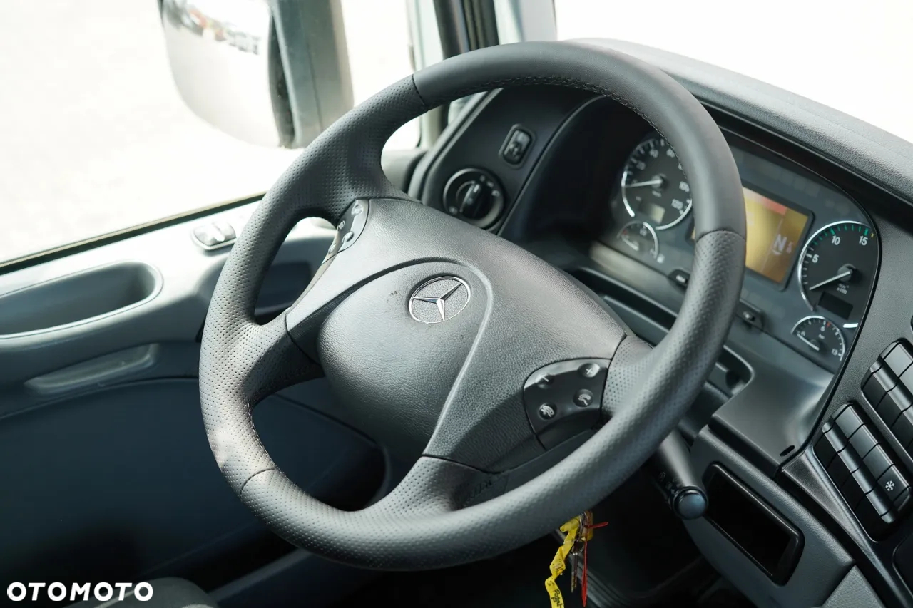 Mercedes-Benz ACTROS 2636 / 6x4 / SKRZYNIOWY 6,5 M + HDS HIAB / MOCNA PODŁOGA / STEROWANIE RADIOWE / ROTATOR / SPROWADZONY - 29