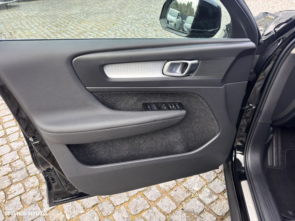 Volvo XC 40 1.5 T5 PHEV Momentum - 14