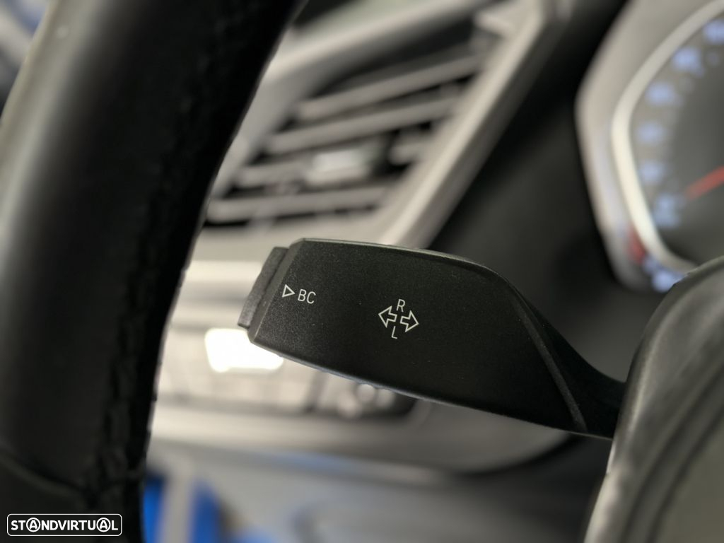 BMW 116 d Pack M - 34
