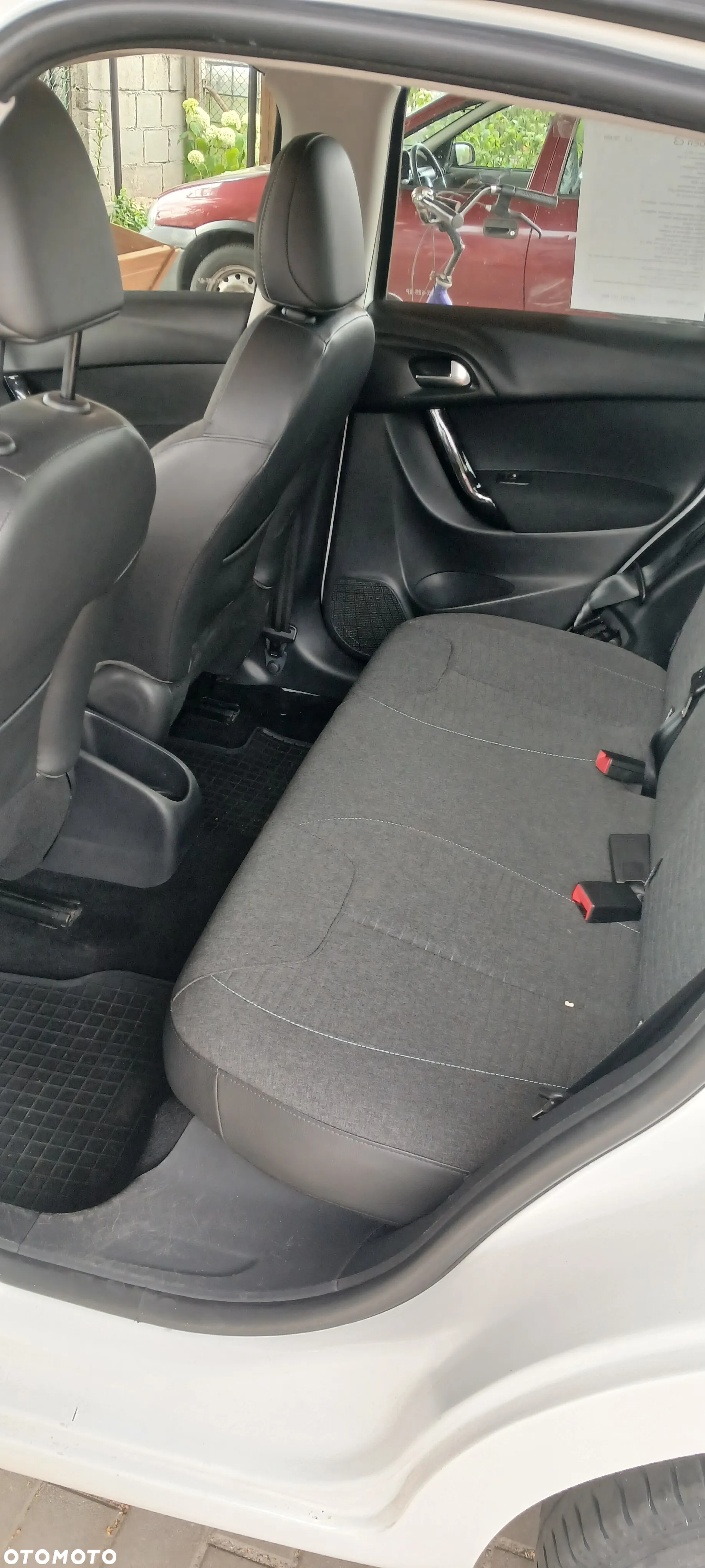 Citroën C3 1.2 PureTech Exclusive - 14