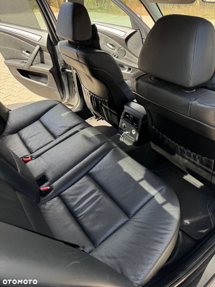BMW Seria 5 530d - 13