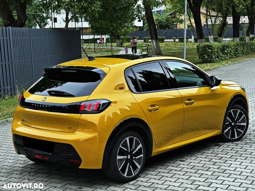 Peugeot 208 Elektromotor 136 GT Pack - 3