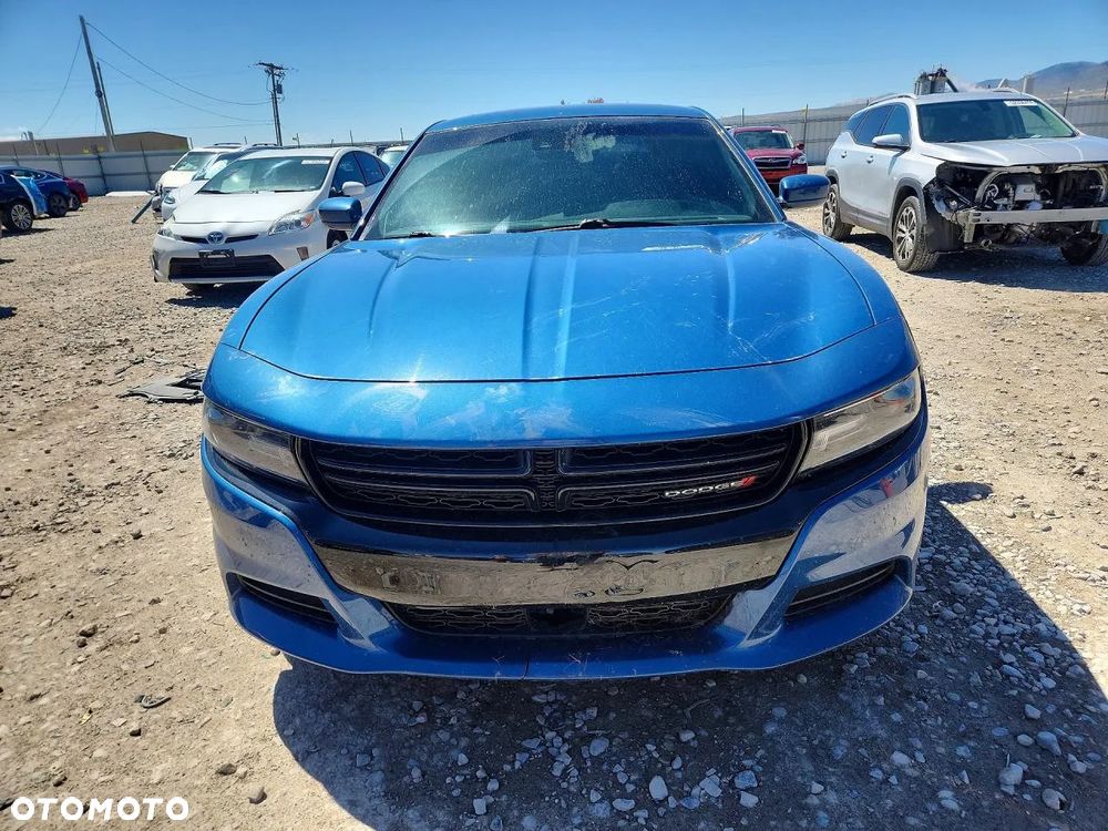 Dodge Charger - 5