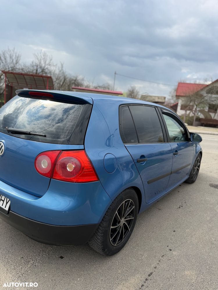 Volkswagen Golf 1.6 Comfortline - 3