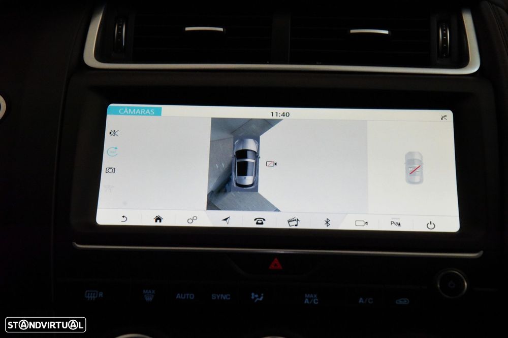 Jaguar E-Pace 2.0 i4D - 19