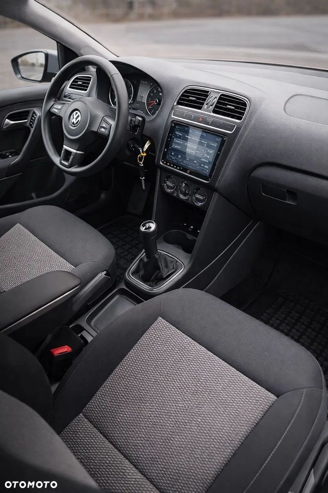 Volkswagen Polo - 4