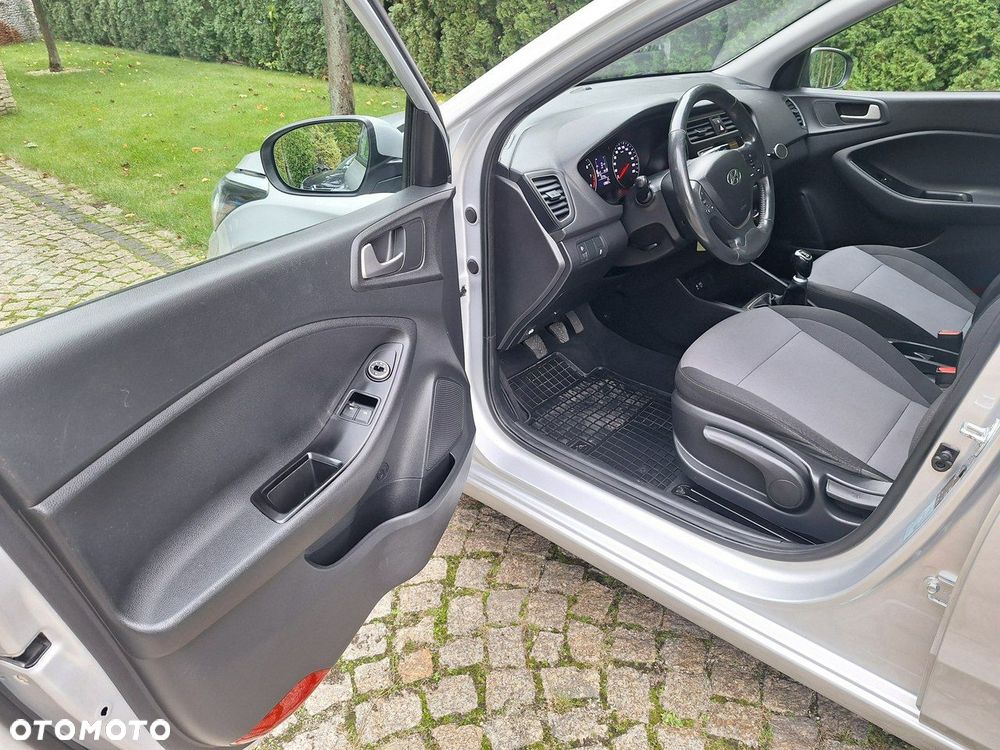 Hyundai i20 1.2 BlueDrive Fresh - 9