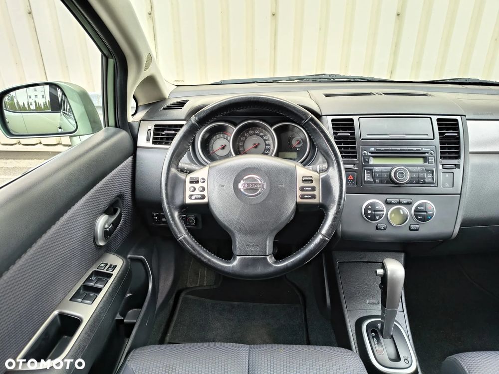 Nissan Tiida 1.6 Acenta - 10