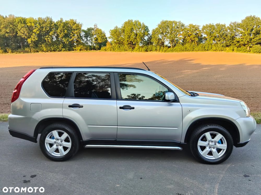 Nissan X-Trail 2.0 dCi 4x4 DPF SE - 16