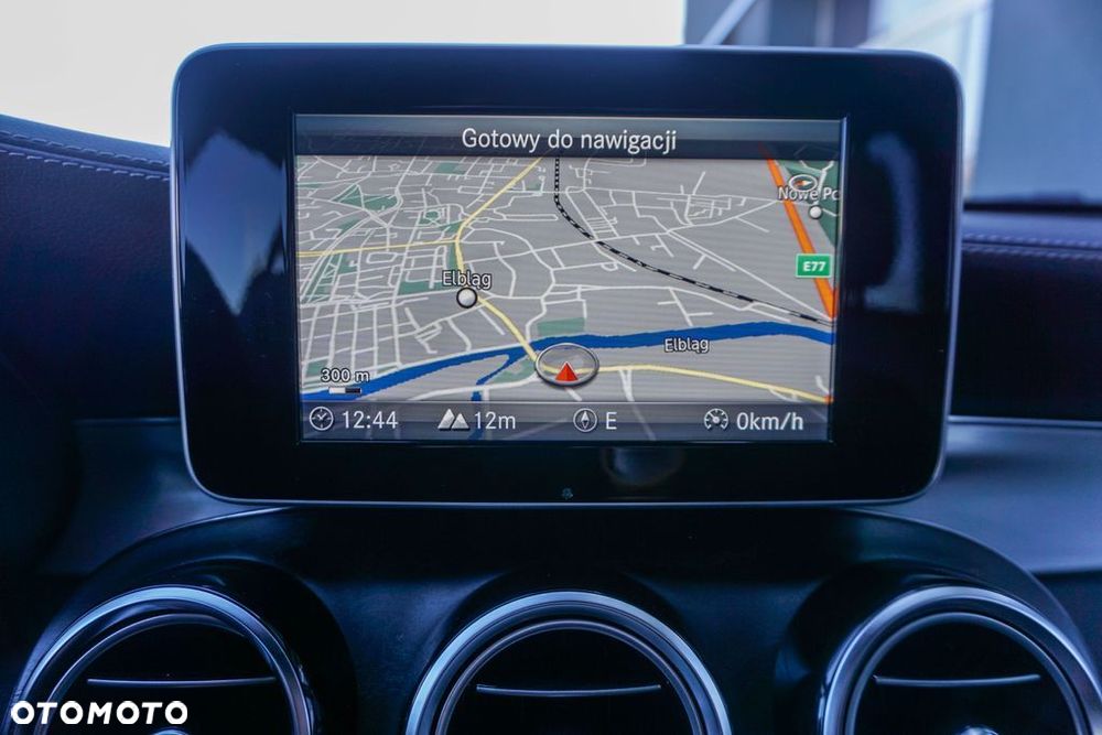 Mercedes-Benz GLC 250 4Matic 9G-TRONIC AMG Line - 21