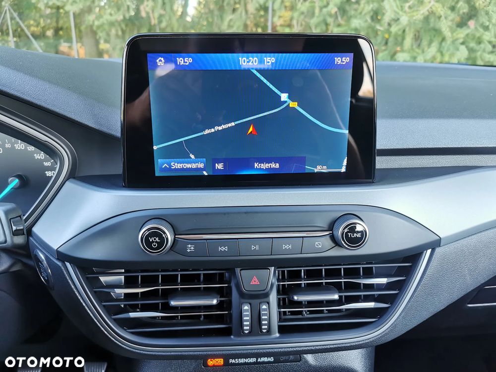 Ford Focus 1.5 EcoBlue Start-Stopp-System TITANIUM STYLE - 9