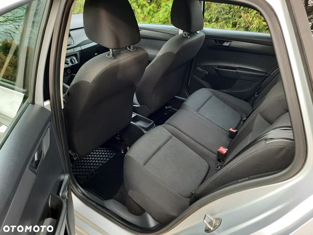 Skoda Fabia - 9