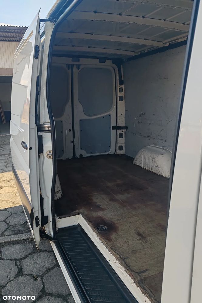 Volkswagen Crafter - 19