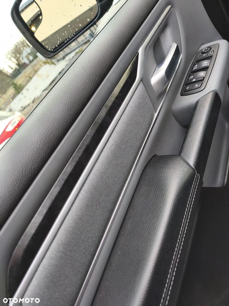 RAM 1500 Crew Cab Shortbed Bighorn - 33