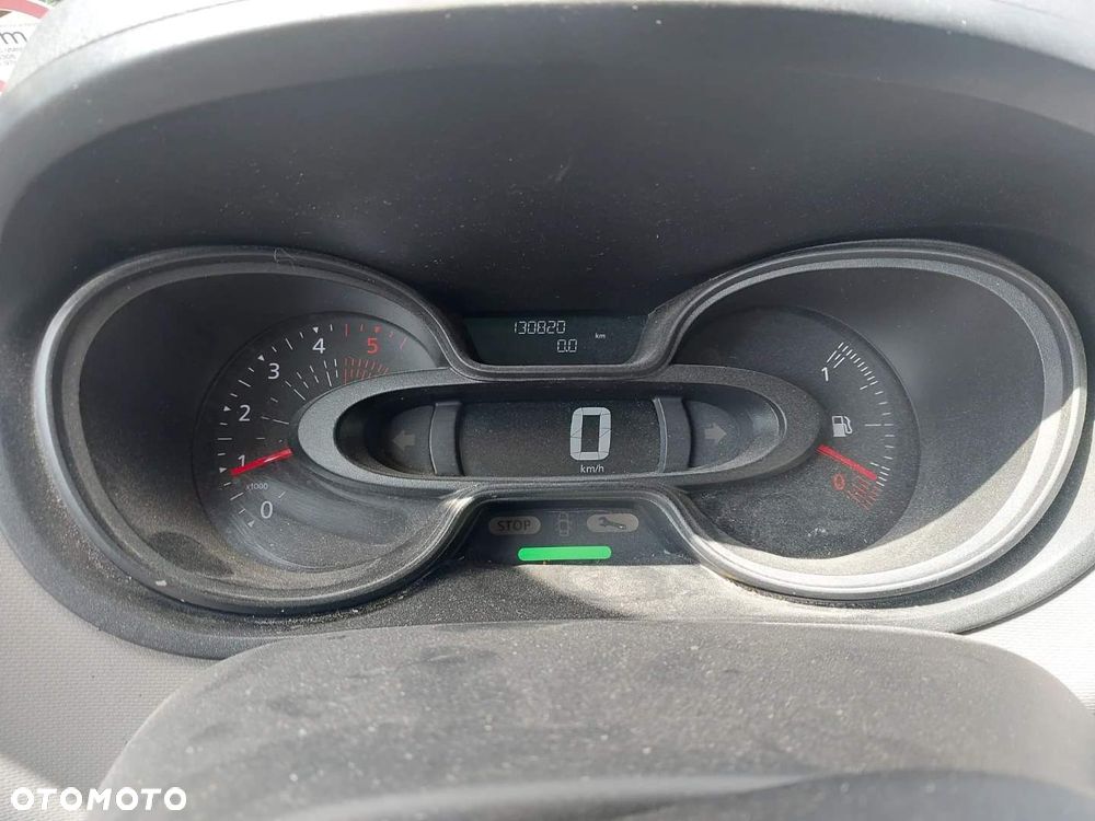 Renault Trafic - 18